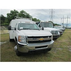 2011 CHEVROLET 3500 HD S/A SERVICE TRUCK, S/N 1EC3CZC62BF112378, V8 VORTEC GAS ENG, A/ T, A/C, P/S, 