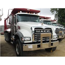 2013 MACK GU713 TRI-AXLE DUMP, S/N 1M2AX09C3DM015485, MP8-425 MACK ENG, 10 SPD MACK T310M TRANS, 44K