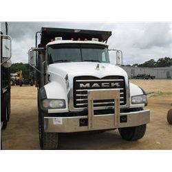 2007 MACK CTP713 TRI-AXLE DUMP, S/N 1M2AT04C97M004711, MP7-405M MACK ENG, 10 SPD TRANS, 44K REARS, 1