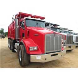 2005 KENWORTH T800 TRI-AXLE DUMP, S/N 1NKDX6TX35J071968, C15 475 HP CAT DIESEL ENG, 8LL TRANS, P/S, 