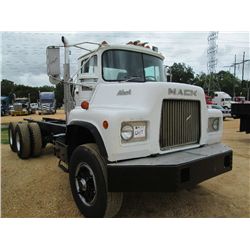 1986 MACK DM685S T/A CAB AND CHASSIS, S/N 1M2F120C9GA059026, EM6-237 MACK DIESEL ENG, 6 SPD TRANS, 4