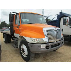 2005 INTERNATIONAL 4300 S/A FLATBED DUMP, S/N 1HTMMAAN65H114084, INTL DT 466 DIESEL ENG, 6 SPD TRANS