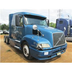 1999 VOLVO T/A TRUCK TRACTOR, S/N 4VG7DEJJ5XN772215, 435 HP CUMMINS ENG, 10 SPD TRANS, 38K REARS, 12
