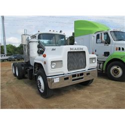 MACK R685ST T/A TRUCK TRACTOR, S/N R6855T66713, 237 HP MACK ENG, 38K REARS, 12K FRONT, DOUBLE FRAME,