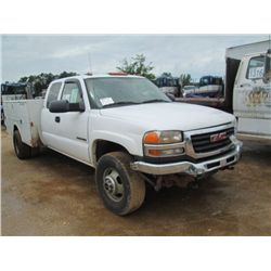 2005 GMC 3500 4X4 EXTENDED CAB SERVICE TRUCK, S/N 1GDJK39U95E147199, V8 GAS, A/T, P/S, A/C, STAHL SE