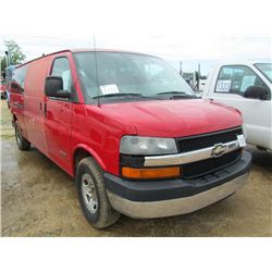 2005 CHEVROLET 3500 15 PASSENGER VAN, S/N 1GAHG39U951142864, V8 GAS, A/T, P/S