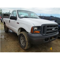 2005 FORD F250 4X4 PICKUP, S/N 1FTNF21595ED06392, V8 GAS, A/T, P/S, A/C