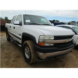 2002 CHEVROLET 2500 HD CREWCAB PICKUP, S/N 1GCHC23122F236983, DURAMAX DIESEL ENG, A/T, P/S, A/C, GOO