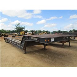TRAILKING 48' LOW BOX TRI-AXLE, S/N NM020363, 4' DOVE TAIL, RAMPS, REAR COVER, FRONT DECK COVERED, 2