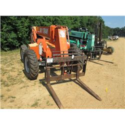2005 SKYTRACK 8042 TELESCOPIC, S/N 0160004122, 8,000# CAP, 42' REACH, CANOPY, NEW TIRES