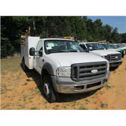2005 FORD F550 S/A MECHANICS TRUCK, S/N 1FDAFJ6P55EA88540, FORD DIESEL ENG, 6 SPD TRANS, A/C, P/S, T