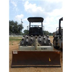 INGERSOLL RAND SD77F VIBRATORY ROLLER, S/N 178658, 66" PADFOOT DRUM, CANOPY, PUSH BLADE, DRUM DRIVE