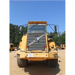 VOLVO A25C ARTICULATED DUMP, S/N 5350V61831 (01 YR) ECAB W/AIR, 23.5R25 TIRES, METER READING 7,880 H