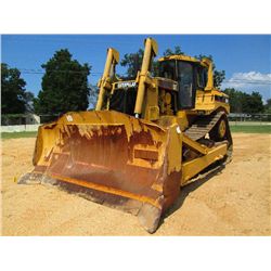 CAT D8R CRAWLER TRACTOR, S/N 7XM01518 (97 YR) SEMI-U BLADE W/TILT, 24" SBG, POWER SHIFT TRANS, ECAB 