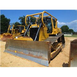CAT D6T LGP CRAWLER TRACTOR, S/N ZJB00185 (11 YR) STRAIGHT BLADE, W/HYD TILT, 36" SBG, ECAB W/AIR, S