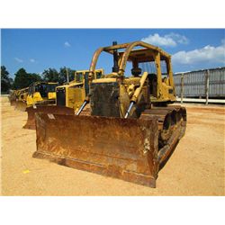 CAT D6D CRAWLER TRACTOR, S/N 75W04579 (92 YR) STRAIGHT BLADE, W/HYD TILT, CANOPY, SWEEPS, REAR SCREE