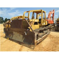 FIAT ALLIS 10C LGP CRAWLER TRACTOR, S/N, STRAIGHT BLADE W/TILT, 20" SBG, CANOPY, SWEEPS, REAR SCREEN