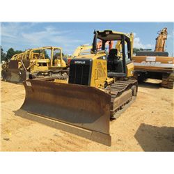 CAT D5K XL CRAWLER TRACTOR, S/N WW00797 (09 YR) 6 WAY BLADE, 20" PADS, CANOPY, METER READING 2,543 H