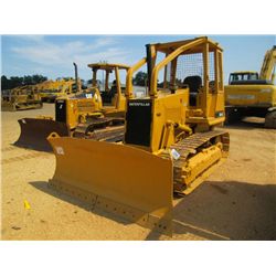 CAT D4C CRAWLER TRACTOR, S/N 1RJ00537, 6 WAY BLADE, 16" SBG, CANOPY, SWEEPS & SCREENS, METER READING