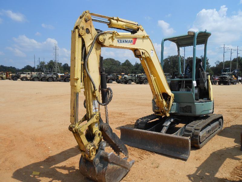 YANMAR VIO35 MINI EXCAVATOR, S/N 31382B, 18" BUCKET, 12" RUBBER PADS, BLADE