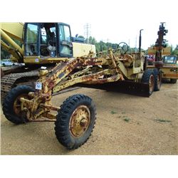 CAT MOTOR GRADER, S/N 1R948P, 10' HYD MOLDBOARD, 10.00-24 TIRES