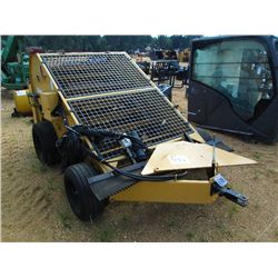 GLENMAC CHERRINGTON 740 BEACH SWEEPER, S/N 745A038