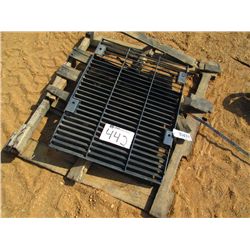 FRONT GRILL FITS JOHN DEERE