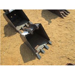 20" MINI EXCAVATOR BUCKET