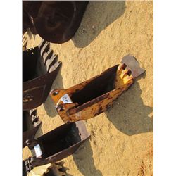 12" BACKHOE BUCKET