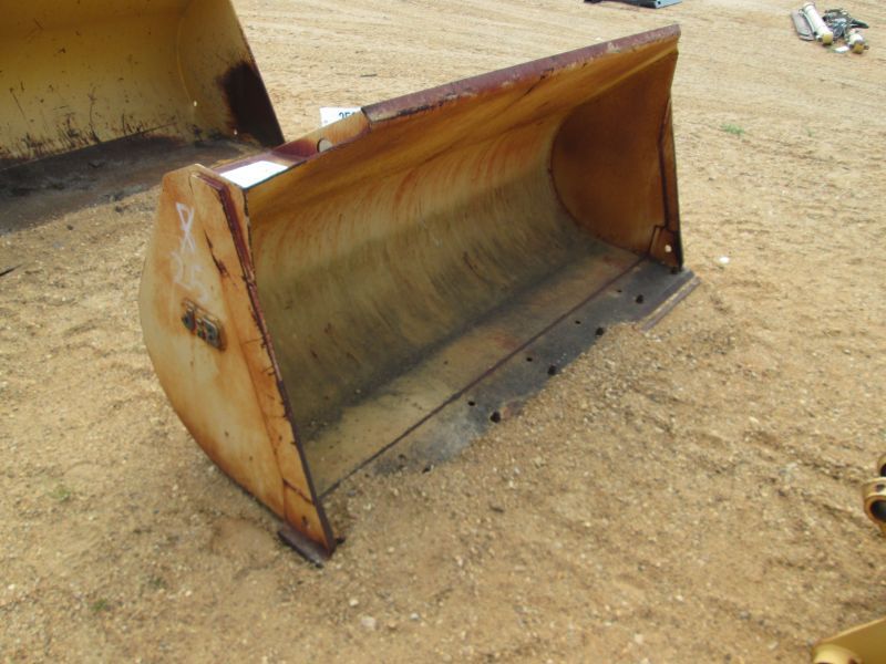 1.25 YARD LOADER BUCKET FITS JRB 244E