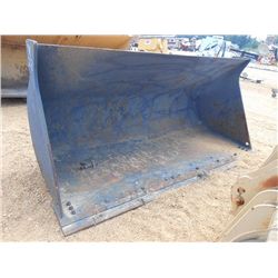 2.5 YARD BUCKET FITS JOHN DEERE 444H