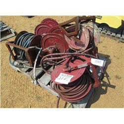 1 LOT AIR HOSE & REELS