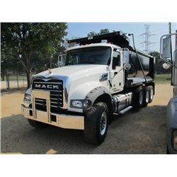 2013 MACK GU713 TRI-AXLE DUMP, S/N 1M2AX04CXDM017807, 405 HP MACK MP7 ENG, MACK T310 10 SPD TRANS, 4