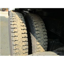 2004 MACK CV713 TRI AXLE DUMP, S/N 1M2AG11C74M011392, 370 HP MACK DIESEL ENG, 10 SPD TRANS, 44K REAR