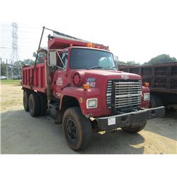 1996 FORD L8000 T/A DUMP, S/N 1FDYW82EXPVA29460, CUMMINS DIESEL ENG, A/T, 38K REARS, P/S, AIR, 13' S