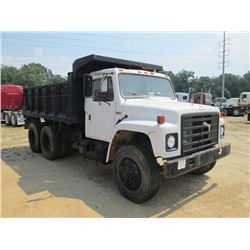 1988 INTERNATIONAL S1900 T/A DUMP, S/N 1HTLKTVR7JH527412, INT DT466 DIESEL ENG, A/T, P/S, 14' STEEL 