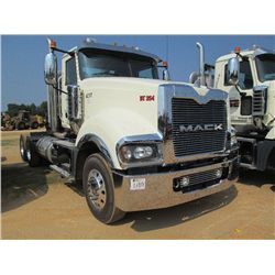2013 MACK TD713 TITAN T/A TRUCK TRACTOR, S/N 1M1BD02Y2DM001472, 565 HP MACK ENGINE, 18 SPD TRANS, 46