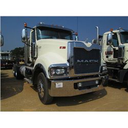 2013 MACK TD713 TITAN T/A TRUCK TRACTOR, S/N 1M1BD02Y1DM001477, 565 HP MACK ENGINE, 18 SPD TRANS, 46