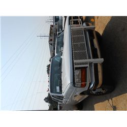 1996 FORD F350 SERVICE TRUCK, S/N 1FTJW35F5TEA56444, FORD DIESEL ENG, A/T, A/S, P/S, CREW CAB, AIR C