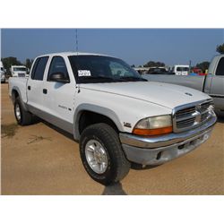2000 DODGE DAKOTA SLT 4X4 CREWCAB PICKUP, S/N 1B7HG2AZ5YS727870, V8 GAS ENG, A/T, P/S, A/C