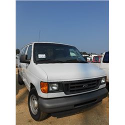 2006 FORD VAN TRUCK, S/N 1FTRE14W56DB08256, GAS ENG, A/T, A/C, P/S