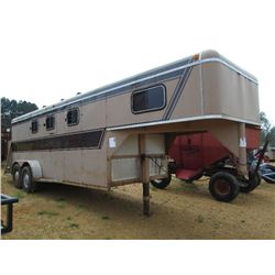 W & W 25' ENCLOSED T/A LIVESTOCK TRAILER, W/SLEEEPER