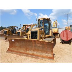 CAT D5G LGP CRAWLER TRACTOR, S/N RKG00819 (04 YR) 6 WAY BLADE, 26" SBG, ECAB W/AIR, METER READING 2,