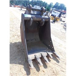 (1) 36" HYDRAULIC EXCAVATOR BUCKET W/QIUCK COULPER