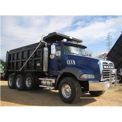 2007 MACK GRANITE CT713 TRI-AXLE DUMP, S/N 1M2AL02C37M005078, 370 HP MACK DIESEL ENG, 10 SPD TRANS, 