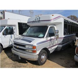 2001 CHEVROLET 3500 PASSENGER BUS, S/N 1GBJG31F411234002, DIESEL ENG, AUTO TRANS, A/C, P/S, 26 PASSE