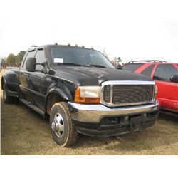 2001 FORD WESTERN HAULER DUALLY PICKUP, S/N 1FTWW33F51ED32160, FORD POWER STROKE DIESEL ENG, A/T, A/