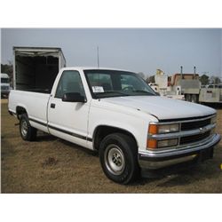 1998 CHEVROLET 2500 PICKUP, S/N 1GCFC2ARAWZZ15519, GAS ENG, AUTO TRANS, A/C, P/S, LONG BED