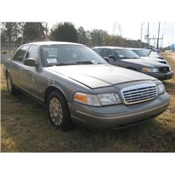 2004 FORD CROWN VICTORIA 4 DOOR SEDAN, S/N 2FAHP71W74X166006, GAS ENG, AUTO TRANS