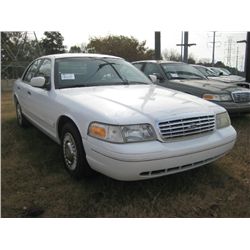 2002 FORD CROWN VICTORIA 4 DOOR SEDAN, S/N 2FAFP71W92X142245, GAS ENG, AUTO TRANS, A/C, P/S